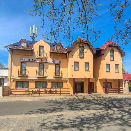 Viktoria Panzio Zamardi Hotel Bagian luar foto